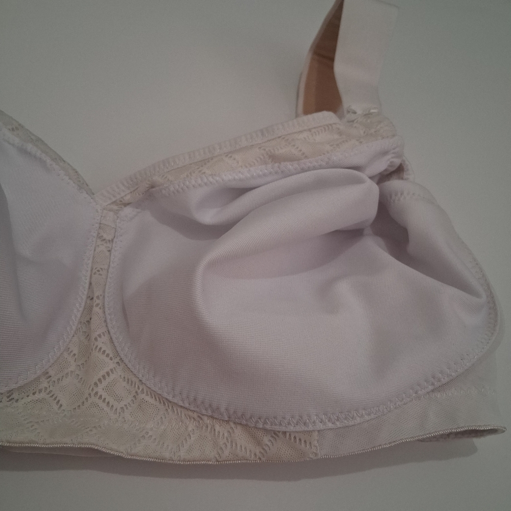 GLAMORISE 36G White Bralette - Picture 3 of 6